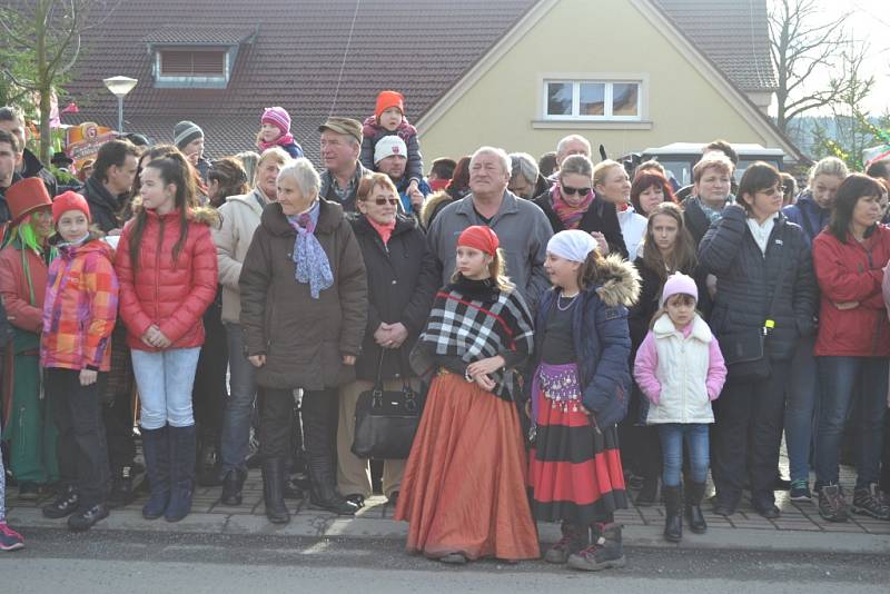 Skalický masopust měl na trase zastávku v Želči. 