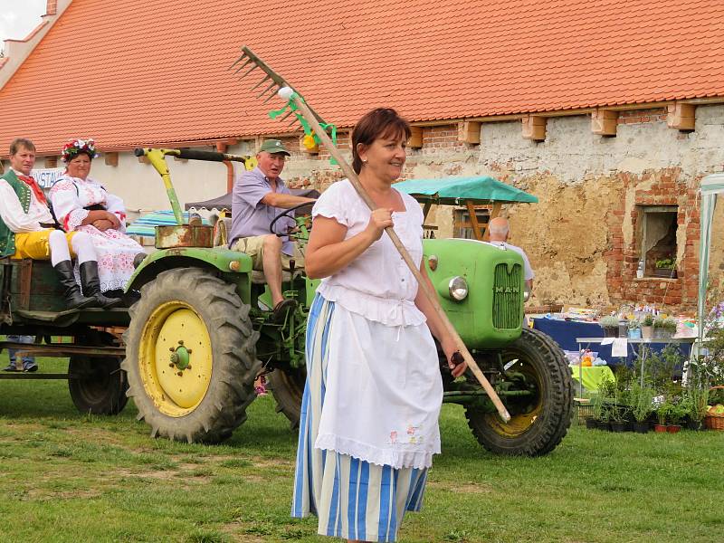 V sobotu 4. září Barokní dvůr pořádal již posedmé dožínkové slavnosti. V pestrém programu si vybrali děti i dospělí.