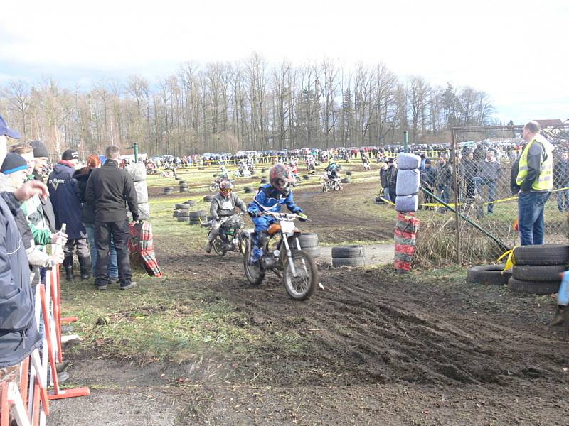 V sobotu se v Soběslavi jel 15. ročník závodu malých motocyklů. 