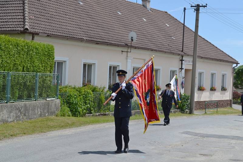 Dobroničtí hasiči oslavili v sobotu 130 let od založení sboru. 