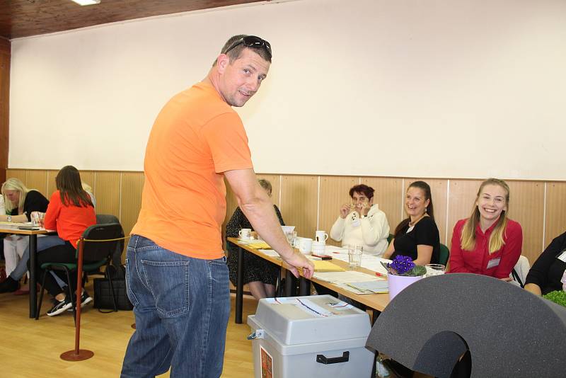 Volby v Mladé Vožici.