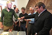 V pondělí 19. července se konal slavnostní křest knihy Lidová architektura v jižních Čechách a zájemci mohli vyrazit také na odbornou exkurzi po městě nebo na besedu s autory a památkáři.