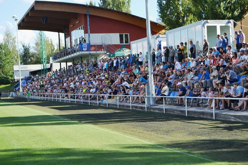 Druholigová premiéra na novém stadionu na "Kvapilce".