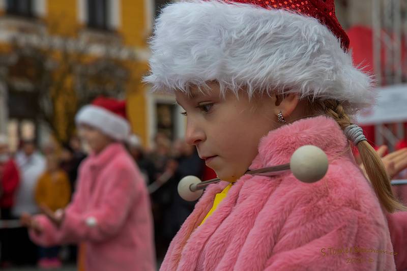 Rozsvícení vánoční stromečku ve Veselí nad Lužnicí