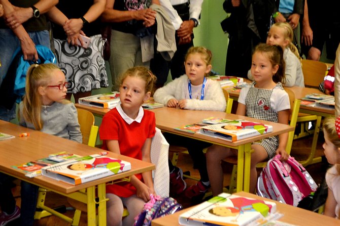 V pondělí 2. září s otevřely dveře i pro školáky na ZŠ Zborovská v Táboře. Pro některé poprvé...