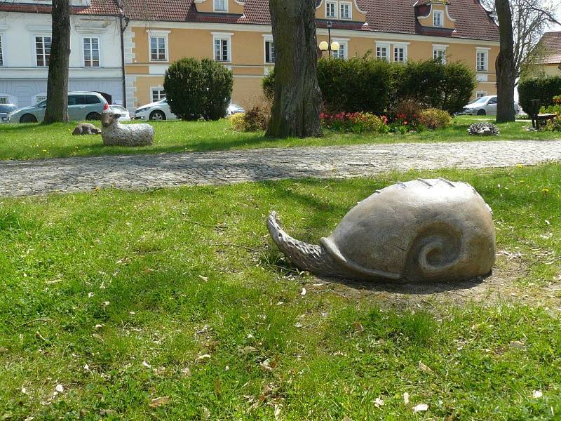 V Bechyni uvidíte keramické plastiky studentů keramického oboru SUPŠ Bechyně. Druhý ročník trvá do 30. září.