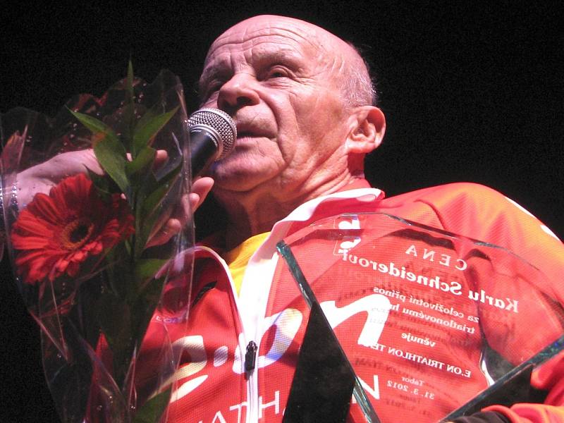 Karel Schneider, cena za celoživotní přínos triatlonovému hnutí. 
