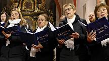 Malý vánoční koncert veselského Chrámového sboru se konal v sobotu 25. prosince v kostele Povýšení sv. kříže ve Veselí nad Lužnicí.