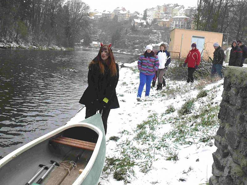 Čertovská jízda po Lužnici. 