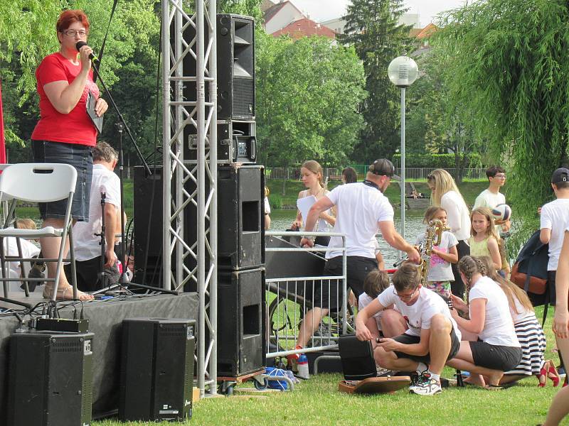 Město Tábor v neděli 5. července zahájilo sérii kulturních akcí, kterými slaví letošní 600. výročí založení města na hoře Tábor.