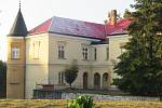 Po rekonstrukci v roce 1980 byl v tučapském zámku zřízen domov pro seniory. Jeho obyvatelé byli přestěhováni v roce 2015, většinou do nového zařízení v Bechyni, od té doby zeje prázdnotou a chátrá.