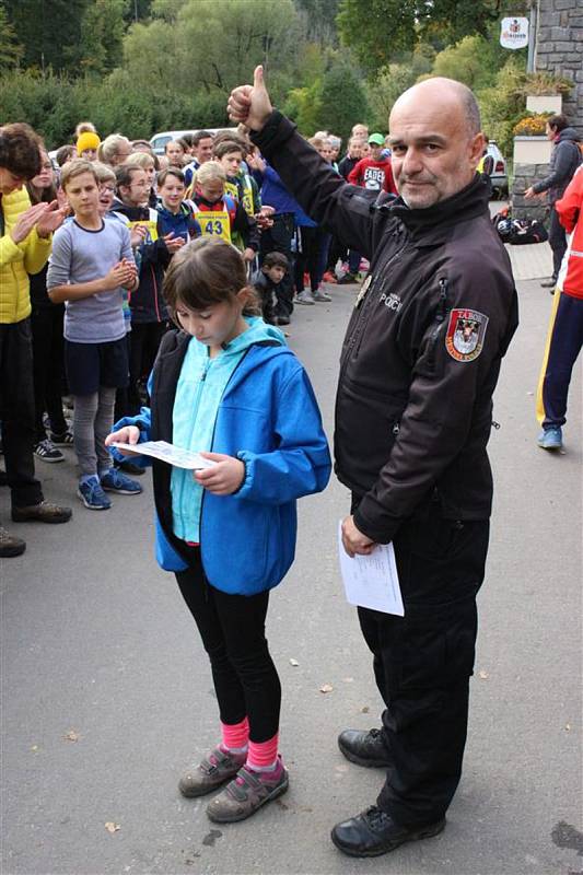 Strážníci pro školáky uspořádali již 10. branný závod.