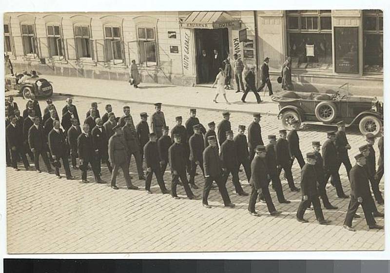 Tábor během druhé světové války a německé okupace. Fotografie pocházejí z táborského atelieru Šechtl a Voseček. Zveřejňujeme je s laskavým svolením Marie Šechtlové.