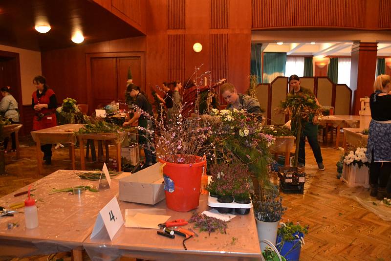 V kulturním domě se ve čtvrtek konal 23. ročník floristické soutěže Soběslavská růže.