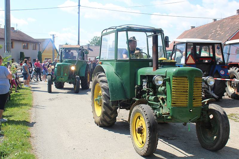 Drahov hostil traktoriádu. Letos již potřinácté.