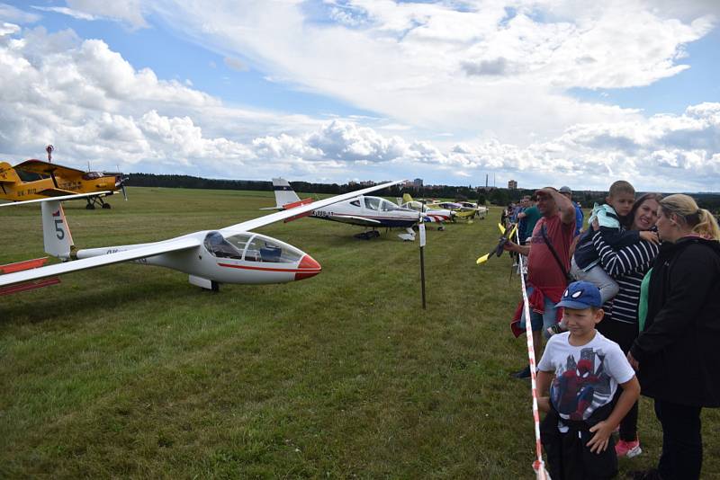 Na letišti v Táboře u Čápova dvora se koná i řada akcí pro veřejnost. Letecký den zde Aeroklub Tábor pořádal letos 28. srpna.