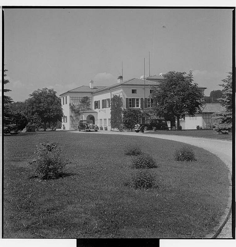 Z historie Sezimova Ústí. Fotografie pocházejí z archivu atelieru Šechtl a Voseček. Zveřejňujeme je s laskavým svolením Marie Šechtlové.