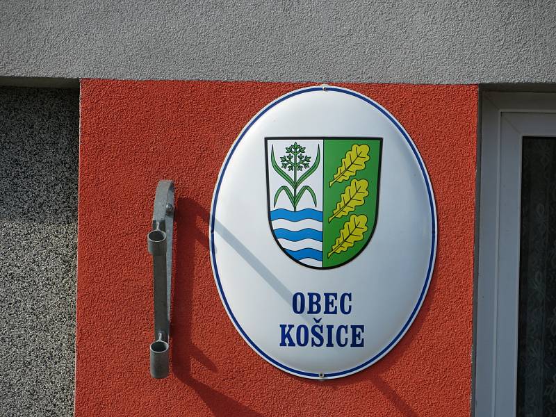 Košice se nachází nedaleko Soběslavi v jihočeském kraji. Historie obce sahá až do 13. století. Obec se skládá za tří místních částí Košice, Doubí a Borek.