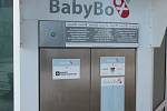 Babybox u G-centra na Pražském sídlišti v Táboře na Bílou sobotu 11. dubna ráno ukrýval malého chlapce.