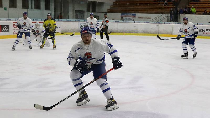 1. kolo II. hokejové ligy: HC Tábor - HC Kobra Praha 6:3.