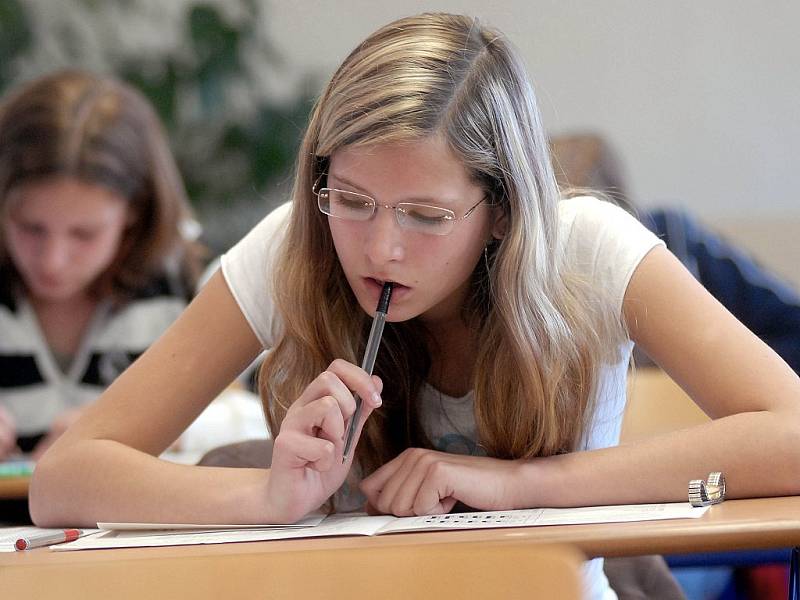 Letos se převážená většina budoucích studentů přijímacím zkouškám vyhne. Ilustrační foto.