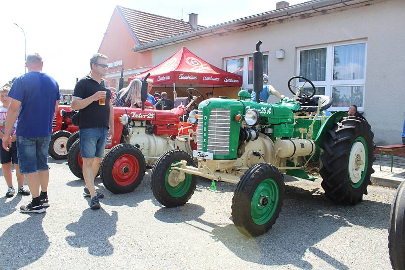 Drahov hostil traktoriádu. Letos již potřinácté.