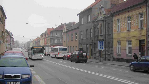 Ilustrační foto. Doprava v Budějovické ulici v Táboře.