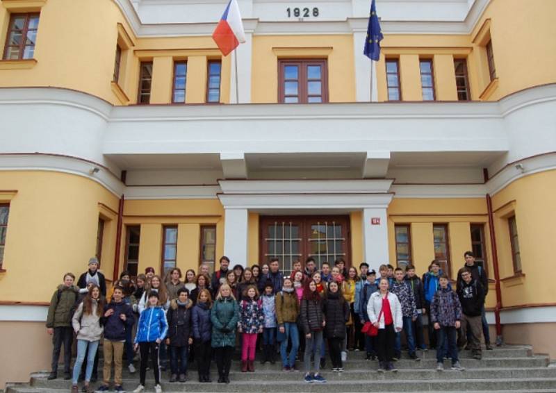 Základní škola Františka Křižíka hostila projektové setkání Erasmus+ spojené s výměnným pobytem žáků.