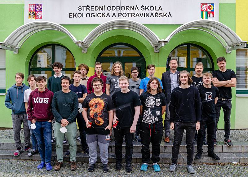 Movember na ekologické škole ve Veselí nad Lužnicí