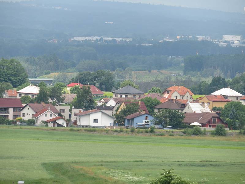 Košice se nachází nedaleko Soběslavi v jihočeském kraji. Historie obce sahá až do 13. století. Obec se skládá za tří místních částí Košice, Doubí a Borek.