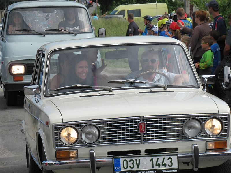 Sraz veteránů ve Slapech u Tábora v roce 2019.