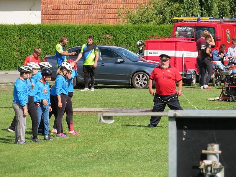 V sobotu 28. srpna se uskutečnila soutěž v požárním útoku O pohár SDH Přehořov. Letos dorazilo pověstný kopeček zdolat 30 týmů, své dovednosti v požárním sportu porovnávali nejen dospělí ale i děti.