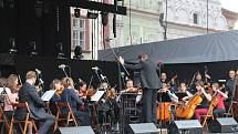 Táborský symfonický orchestr Bolech představil v sobotu odpoledne  v rámci Táborských setkání řadu filmových melodií.