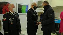 V Táboře zahájili unikátní výstavu Fotostopa 2022. Snímky policejních techniků z míst činů i další zajímavosti z reálné práce jihočeské policie lze vidět do 6. března v Galerii 140.