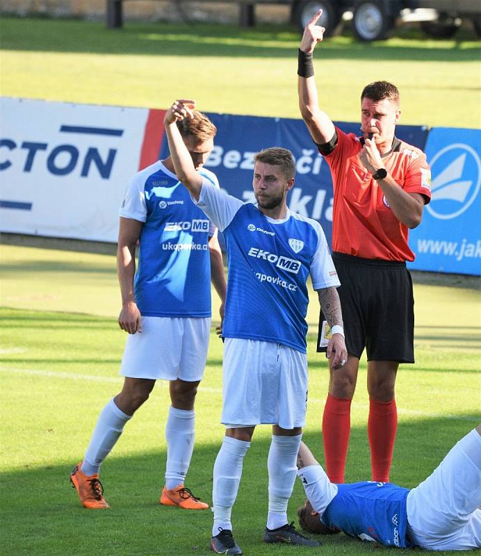 1. FK Příbram - FC MAS Táborsko ve 2. kole Fortuna národní ligy 0:2.