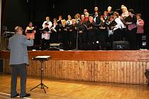 Oslavy 15. výročí založení smíšeného pěveckého sboru Harmonie v Plané nad Lužnicí se konaly v pátek 17. listopadu v sokolovně.