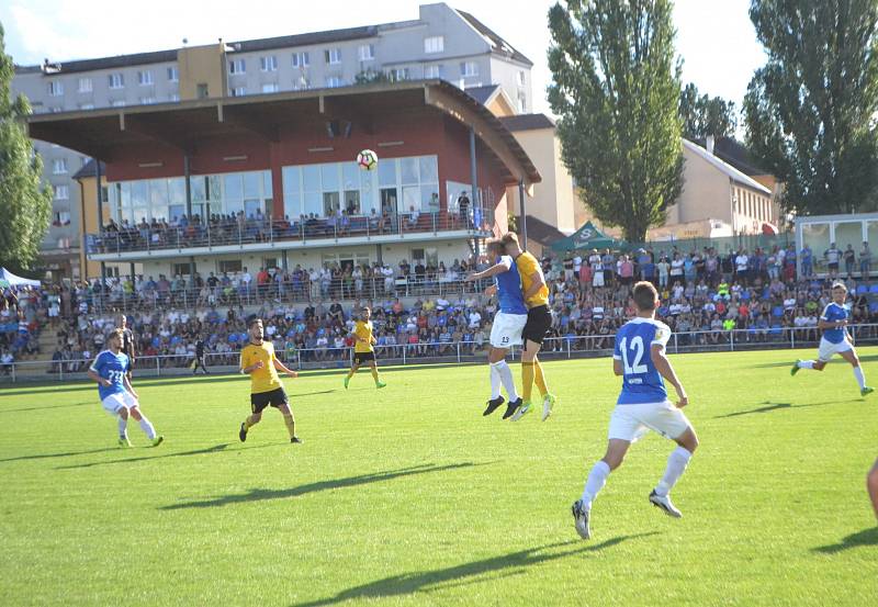 Druholigová premiéra na novém stadionu na "Kvapilce".