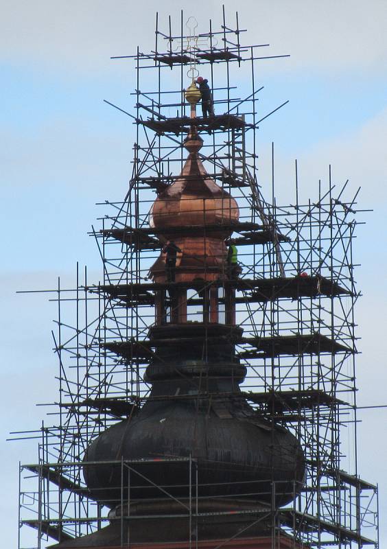 Kostel Povýšení sv. Kříže ve Veselí nad Lužnicí se opravoval dva roky, rekonstrukce se nachýlila konci.