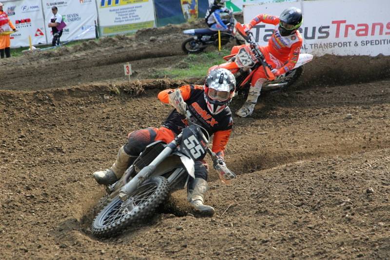 V Pacově se jel pátý závod mezinárodního mistrovství republiky v motokrosu.