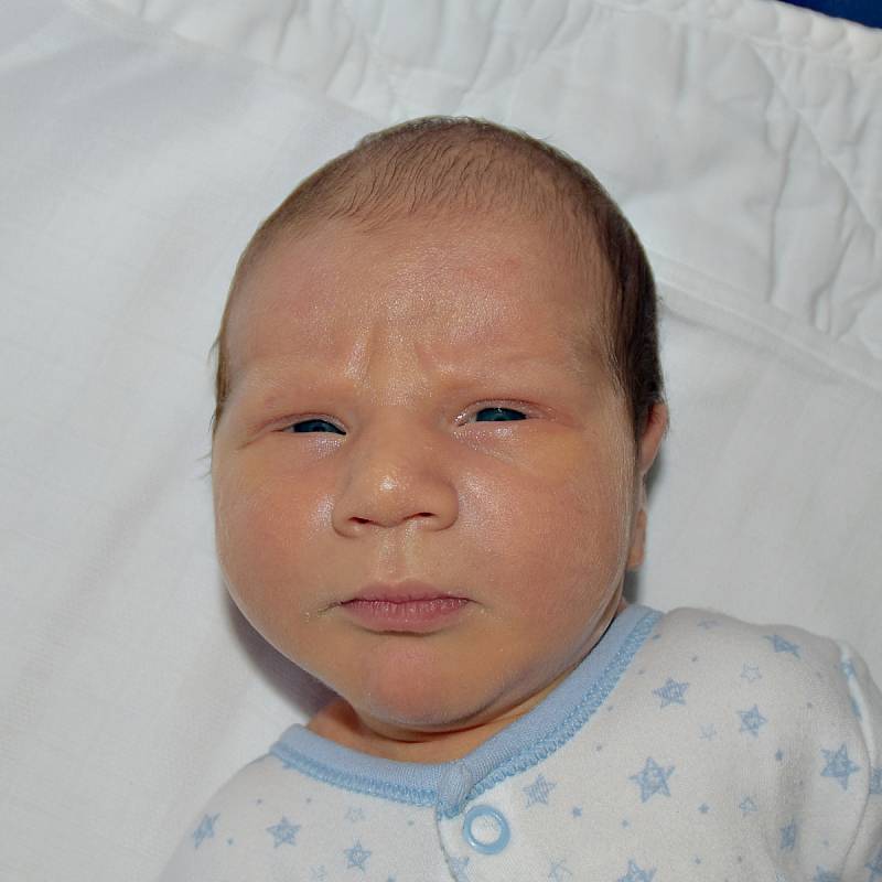 Šimon Jelínek z Radihoště. Narodil se rodičům Janě a Stanislavovi 25. srpna 2019 deset minut po devatenácté hodině jako jejich první dítě. Po porodu vážil 3640 gramů a měřil rovných 50 cm.