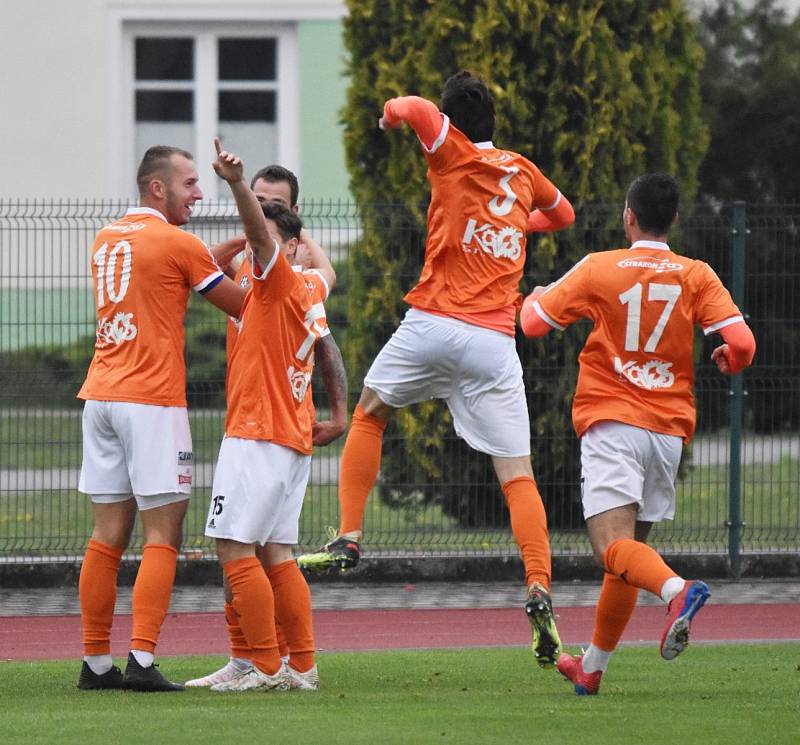 Fotbalisté Soběslavi rozdrtili nováčka z Katovic 6:1.