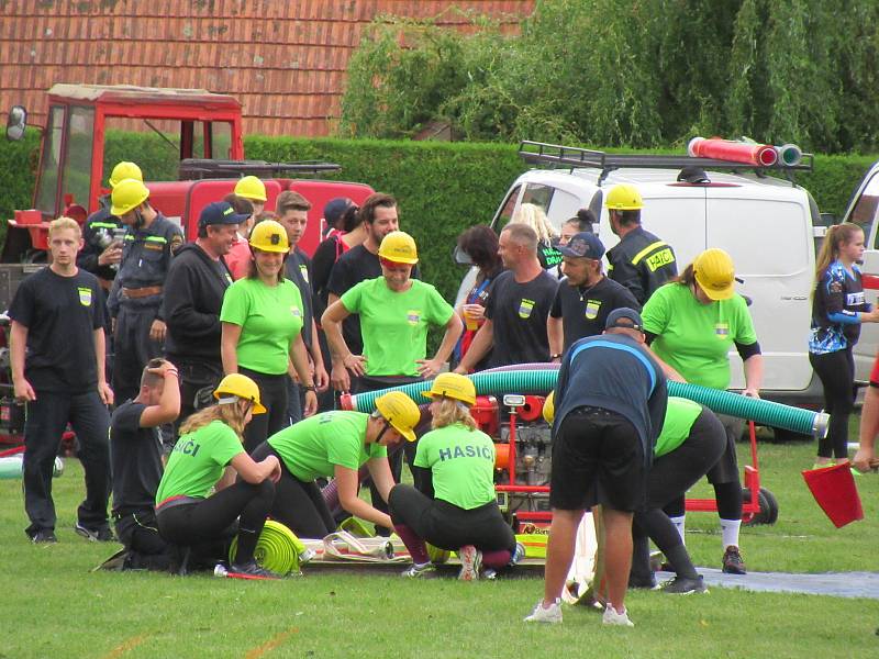 Závody dobrovolných hasičů v požárním útoku Přehořovský kopeček se v sobotu 29. srpna dočkaly svého 12. ročníku.