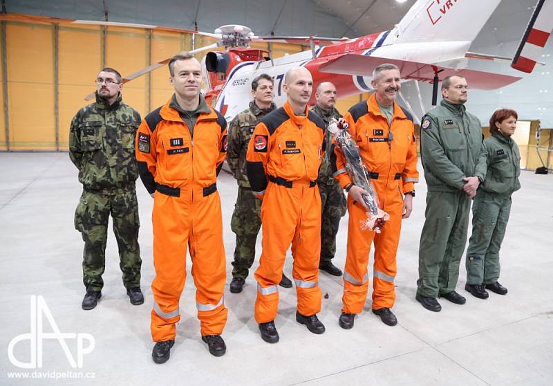 Od ledna leteckou záchranu zajišťuje armáda v Bechyni. Ministr se přesvědčil, že je připravena.  