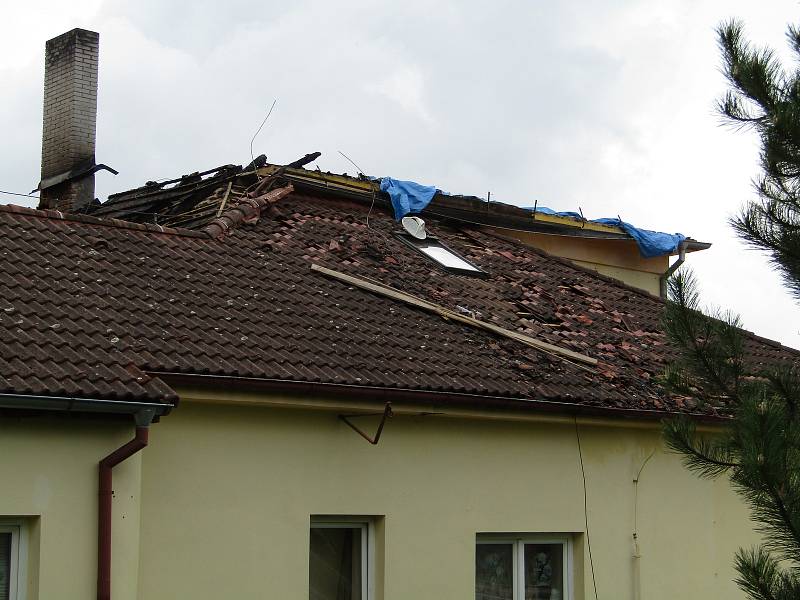 Ubytovna v Táboře deset dnů po požáru. Škodu hasiči odhadují na pět milionů.