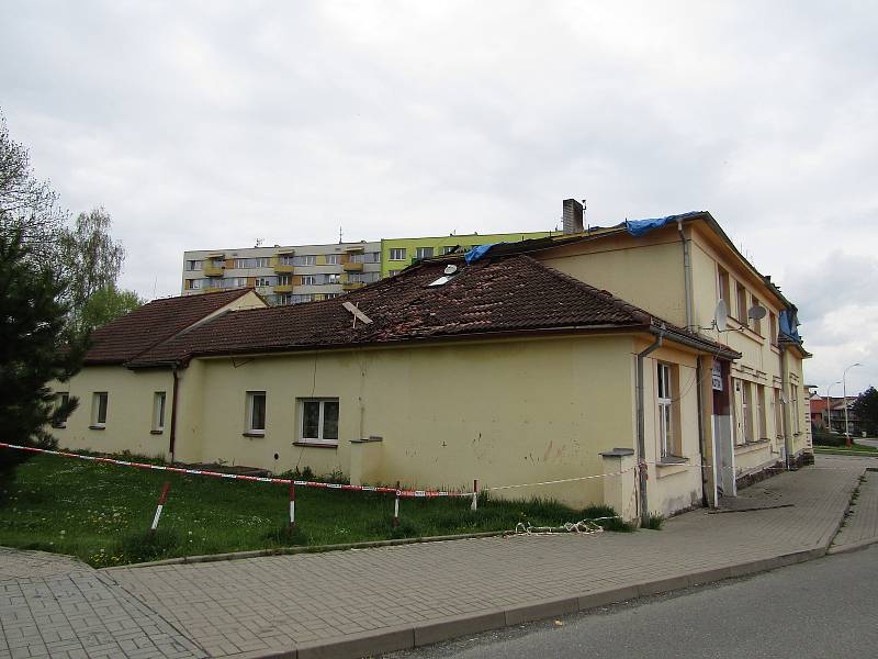 Ubytovna v Táboře deset dnů po požáru. Škodu hasiči odhadují na pět milionů.