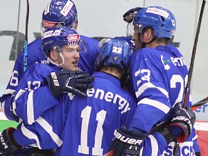 Táborští hokejisté přehráli ve třetím osmifinálovém duelu play off II. ligy Benátky nad Jizerou 7:1 a slaví postup do dalšího kola.