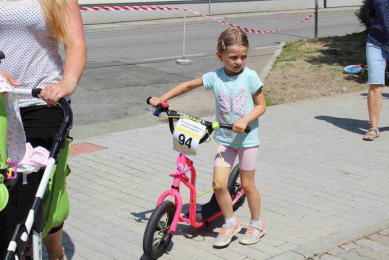 Bechyni v sobotu ovládly koloběžky. Konal se v ní totiž již 49. ročník koloběžkové Grand Prix Bechyně.