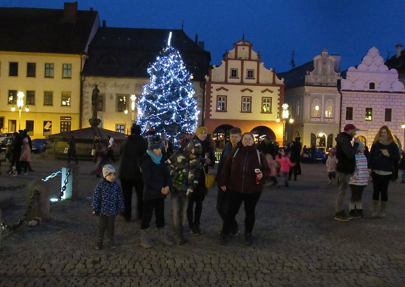 4. adventní neděle v historickém centru Tábora byla i navzdory koronavirovým opatřením plná kouzel a předvánoční atmosféry.