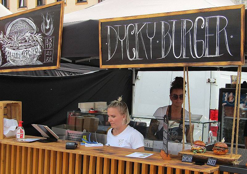 Burger Street Festival na Žižkově náměstí v Táboře se uskutečnil od pátku 22. do neděle 24. července.