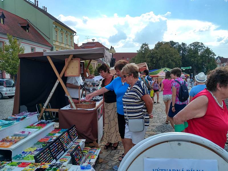 Slavnost navazuje na tradici bechyňských poutí.